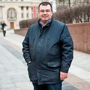 Максим Клинов